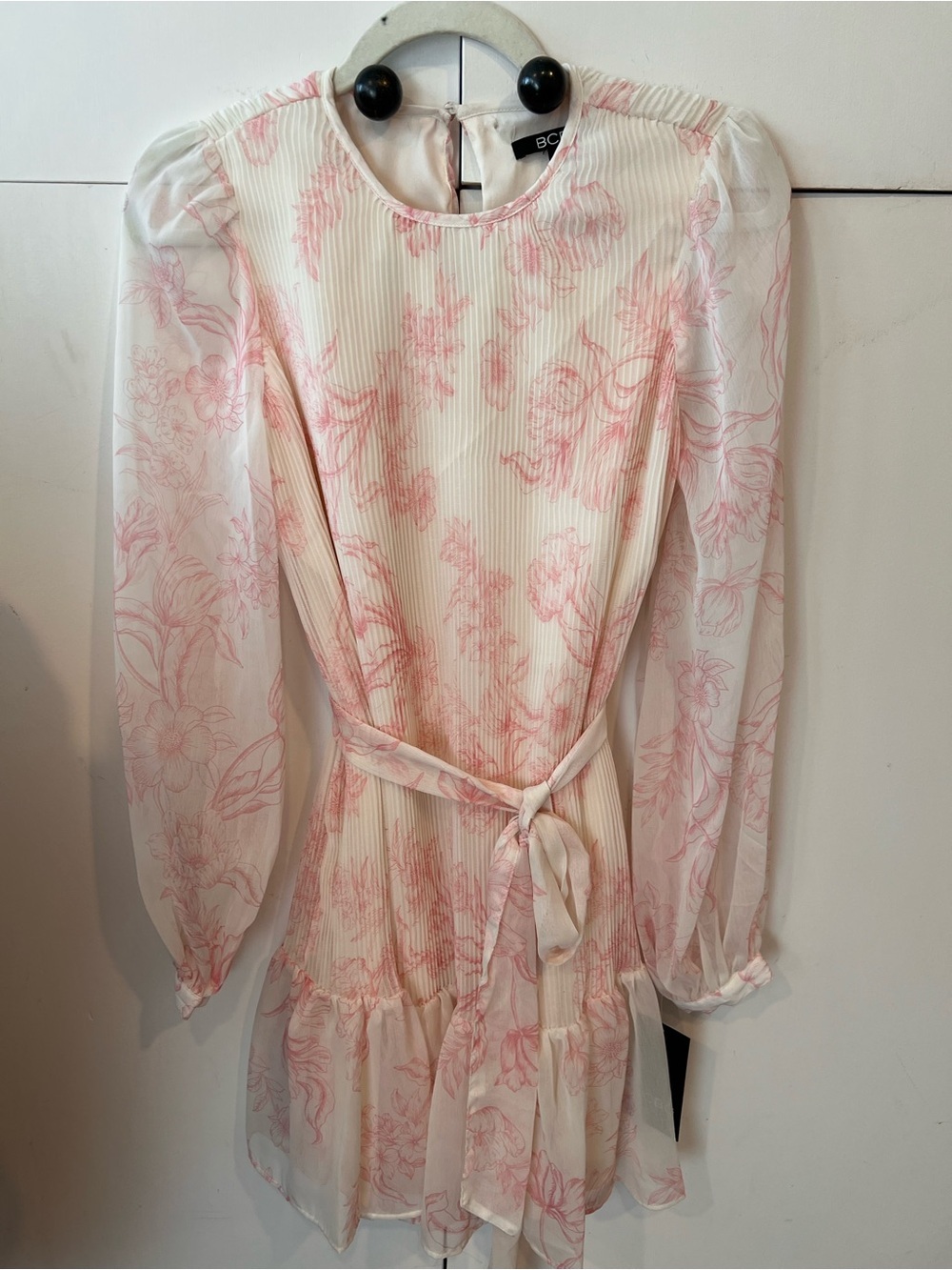 NWT BCBG coquette Floral Chiffon Mini Pleated Long Sleeve Tie Waist Romantic - Picture 7 of 14